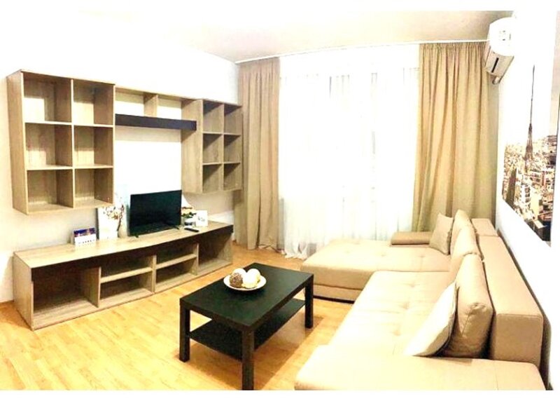 Drumul Taberei, Favorit, confort 1,