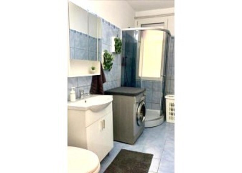 Drumul Taberei, Favorit, confort 1,